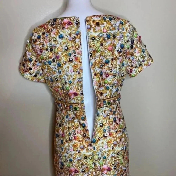 Beautiful  dress with stone - Picture 7 of 14